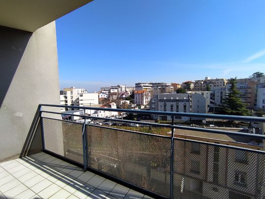 Location Appartement 2 pièces 33m² - Photo 1