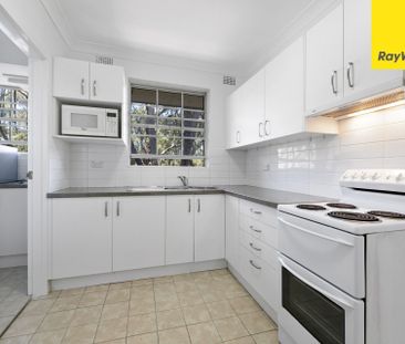 Beautifully Maintained Unit with Updated Bathroom - Photo 1