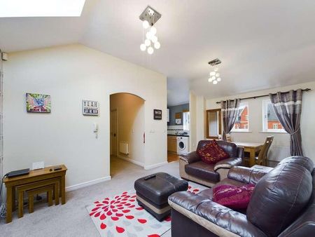 Florence Gardens, Hereford, HR1 - Photo 3