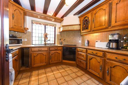 3 bedroom apartment to rent - Photo 4