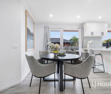 RENOVATED HIGH QUALITY 4 BEDROOM HOUSE IN HAMPTON PARK! - Photo 4