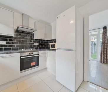 2 bedroom house to rent - Photo 2