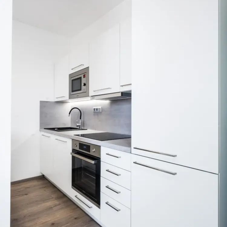 Pronájem bytu 1+kk 30 m - Fotografie 1