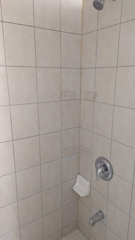 For Lease - 752 Main Street Unit# 6B, Hamilton, Ontario - Photo 2