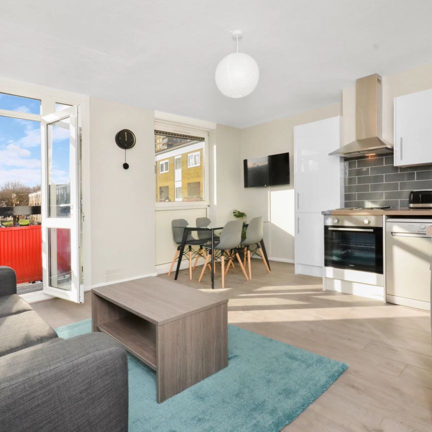 119 Candy Street-Room 2 - Photo 1