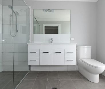 Well Appointed Duplex - Photo 5