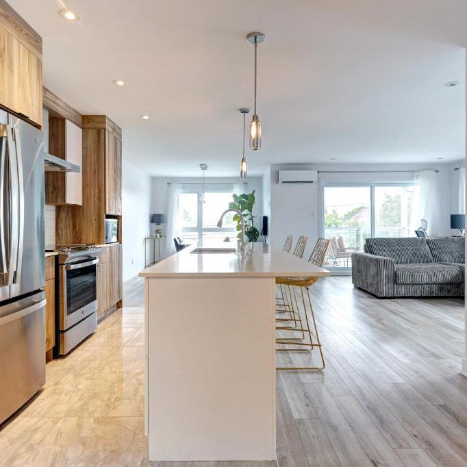 5 1/2 GRAND ET LUXUEUX- NOUVELLE CONSTRUCTION - Photo 1