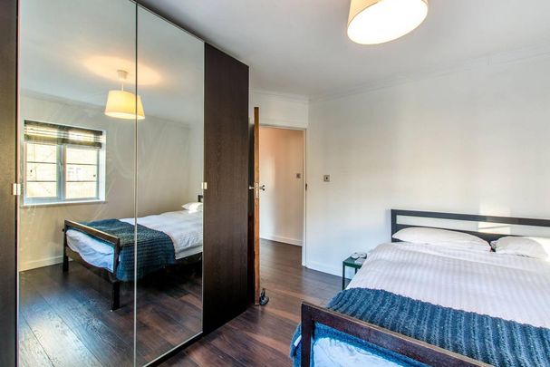 3 bedroom flat to rent - Photo 1