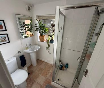 3 bedroom semi-detached house to rent - Photo 6