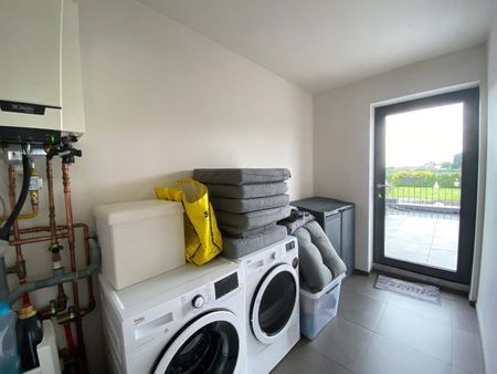 MODERN DUPLEX APPARTEMENT MET 3 SLAAPKAMERS EN GARAGE - Foto 4