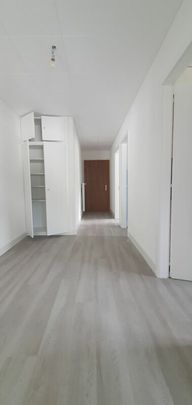 RENOVE - 3.5 pcs in attic and in front of the school with parking space - Photo 1