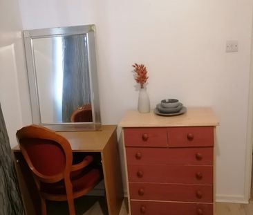 Room in a Shared Flat, Newburn Street, SE11 - Photo 4