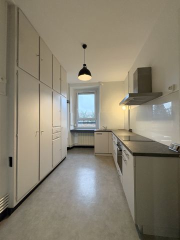 Location Appartement 3 pièces 90m² MULHOUSE 68100 - Photo 5