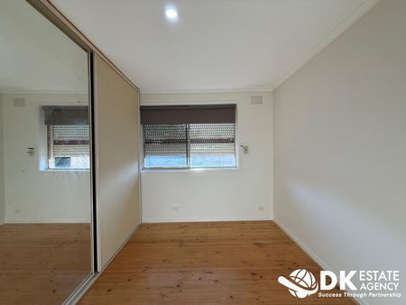 Modern Comfort & Convenience in the Heart of Deer Park - Photo 4