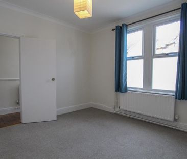 2 bedroom semi-detached house to rent - Photo 3