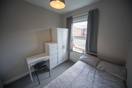 4 Bed Terraced House, Deramore Street, M14 - Photo 5