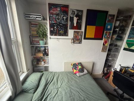 3 bedroom flat to rent - Photo 5