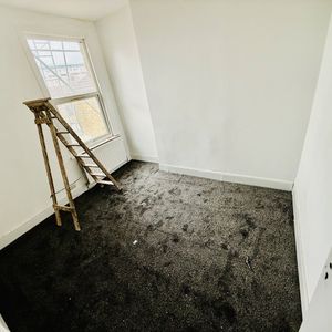 Room in a Shared House, High Road Leytonstone, E11 - Photo 2