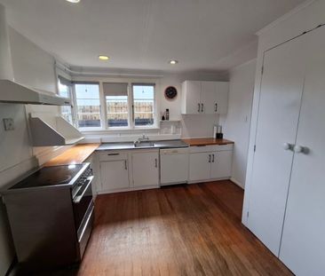 23A Awanui St, Merrilands - Photo 5