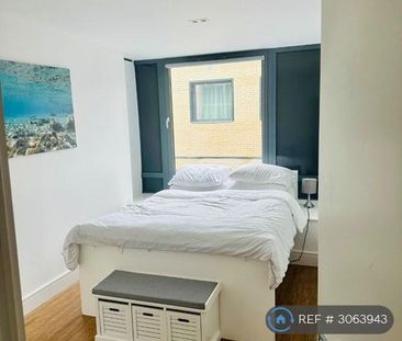 1 bedroom flat to rent - Photo 5