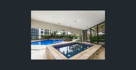 The York - Furnished - Available 15th December - Photo 5