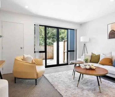 LIKE NEW, 2 BRM TOWNHOUSE IN SUNNYVALE - Photo 3