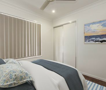 MODERN & SPACIOUS 4 BED HOME - Photo 4