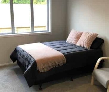 Immaculate, Fully Furnished Studios – Prime Location Near Hospital - Photo 3