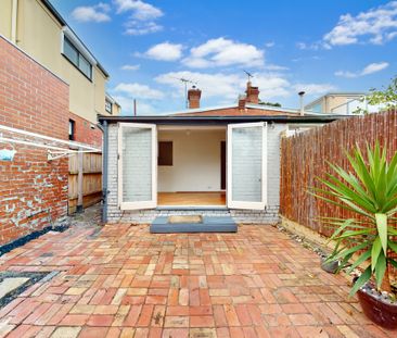 247 Danks Street, Albert Park VIC 3206 - House For Rent | Domain - Photo 6