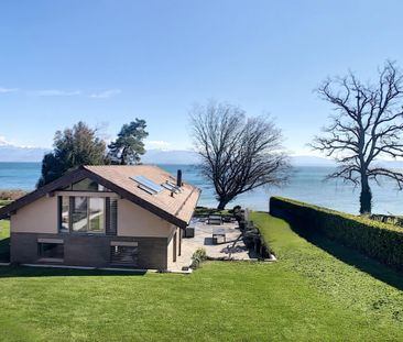 Superb Detached Villa with direct access to the sea - Foto 1