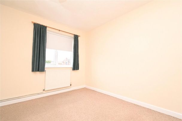 2 bedroom maisonette to rent - Photo 1