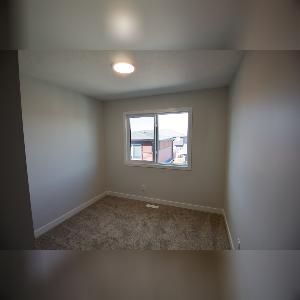 Orchards 4 Bed 3 Bath Home Dbl Garage SW Edmonton - Photo 4