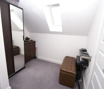 3 bedroom terraced house to rent - Photo 4