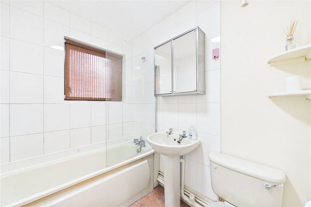 0 bedroom Studio in Ryeland Close, West Drayton - Photo 1