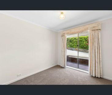 1/15 Henderson Road, Queanbeyan, NSW 2620 - Photo 4