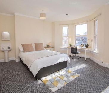 Room 4, 96 Cromwell Road, Belfast, JY - Photo 2