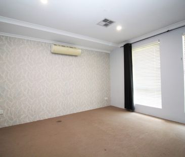 37 Rockefeller Way, Harrisdale, WA 6112 - Photo 3