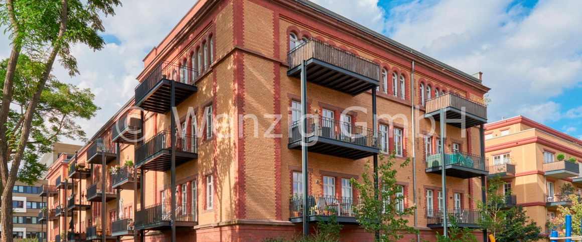 Kleine (ca. 44m²), aber sehr feine 2-Zi.-Wohnung mit großem Balkon (W) im Belfort-Haus - Foto 1
