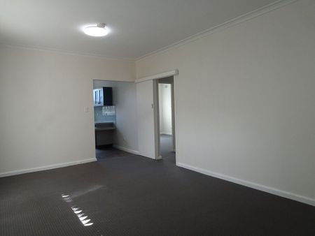 4/12 Russell Street, Strathfield, NSW 2135 - Photo 2