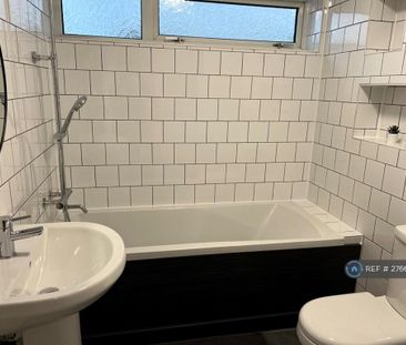 1 bedroom in a house share to rent - Photo 6