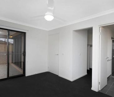 Spacious 4-Bedroom Home in Wollert - Photo 5