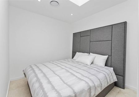 Fully Furnished 3-bedroom Unit - Photo 5