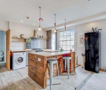 Sheepcote Lane, London, SW11 - Photo 1