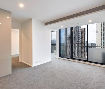 4210/560 Lonsdale Street - Photo 2