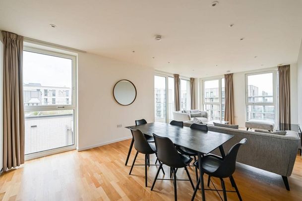 3 bedroom flat to rent - Photo 1