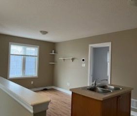 For Lease - 7 Ivy Stone Court Unit# Coach House, Markham, Ontario - Photo 4