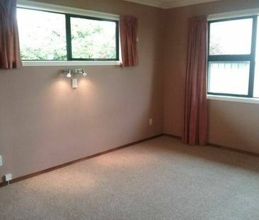 1 Windsor Street, Springfield - Photo 4