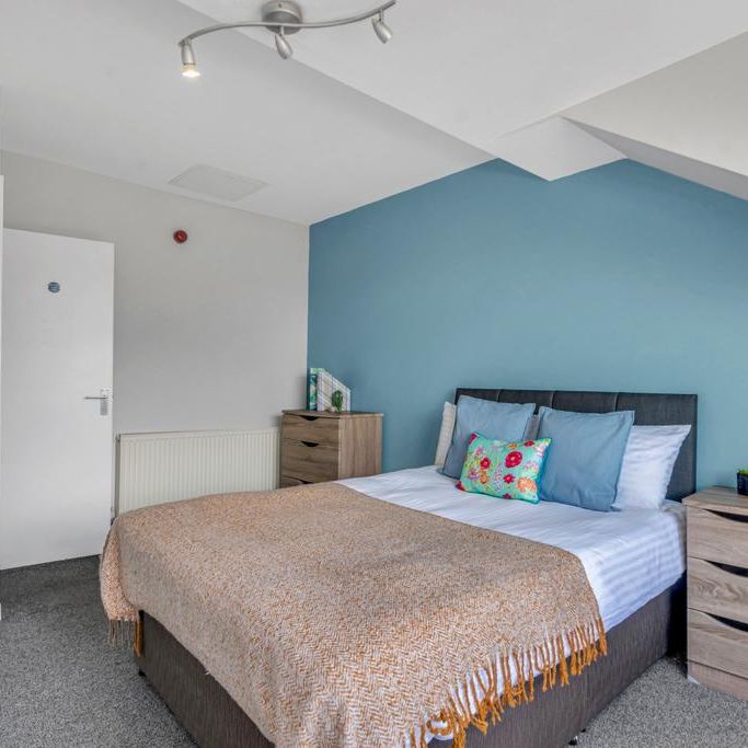 1 bedroom in a house share to rent - Photo 1
