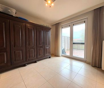Gelijkvloers 2-slaapkamerappartement in Stasegem - Photo 4