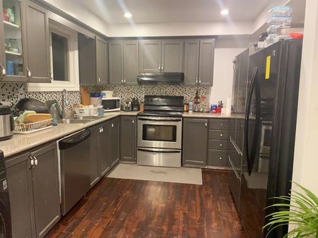 For Lease - 83 Purpledusk Trail, Toronto, Ontario - Photo 4